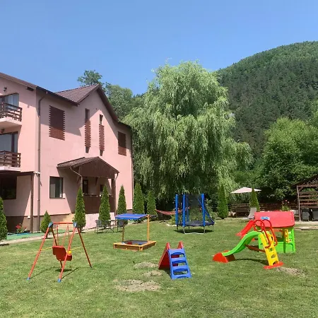 בית הארחה Ella Mansion