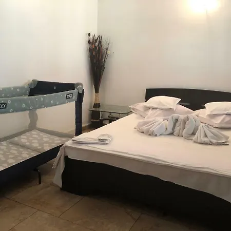 Ella Mansion *
